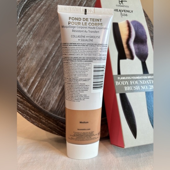 BODY FOUNDATION ILLUMINATION & HEAVENLY LUXE BODY FOUNDATION BRUSH #28 Bundle - Picture 2 of 7